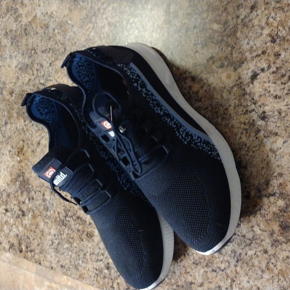 Ecko unltd shoes